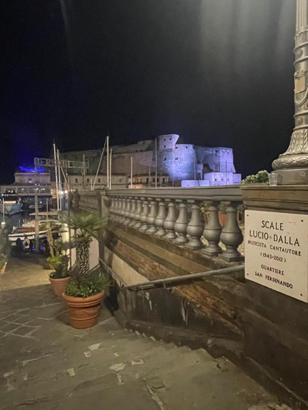B&B Ruffo Nel Cuore Di Napoli Exterior photo