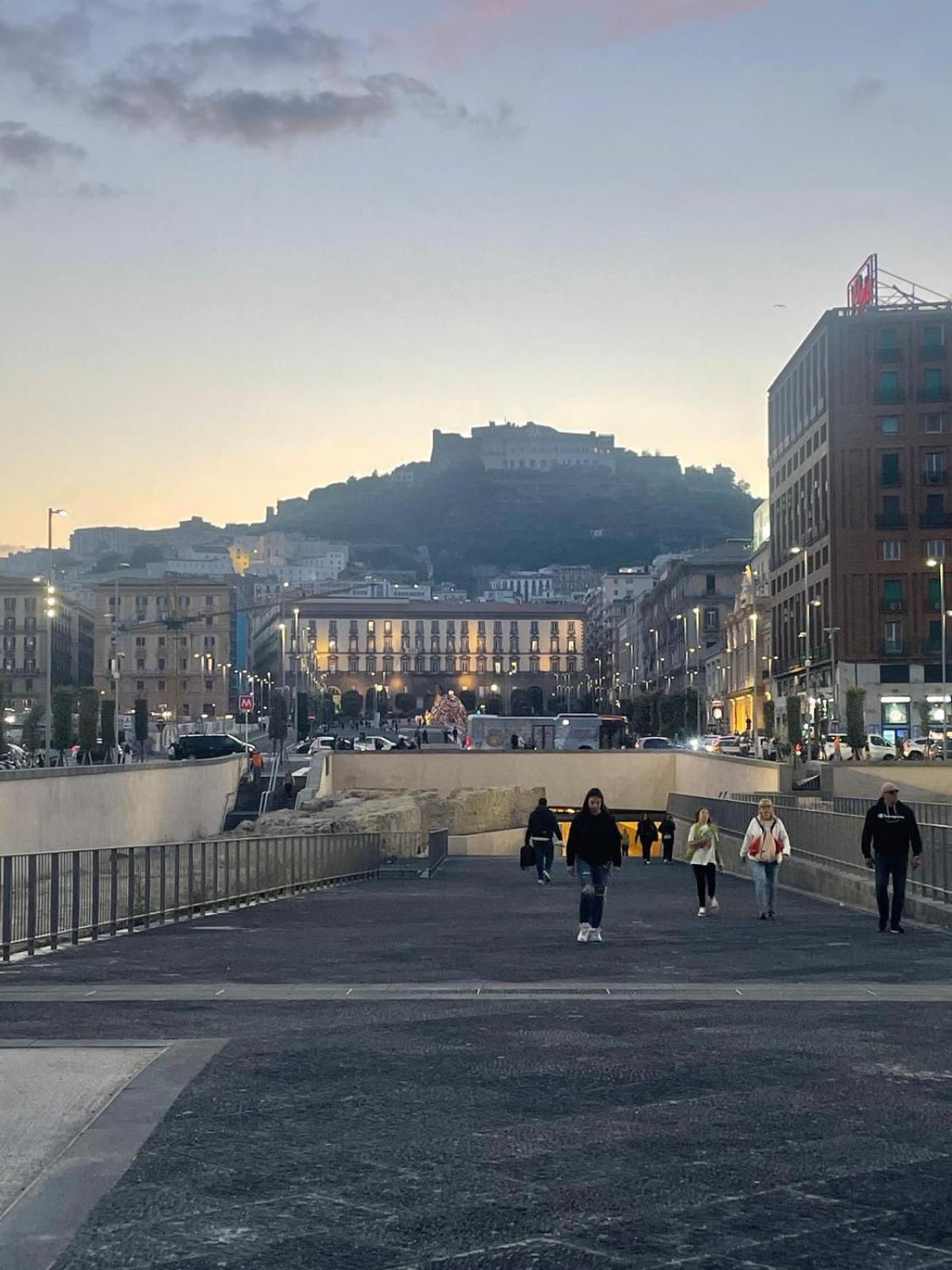 B&B Ruffo Nel Cuore Di Napoli Exterior photo